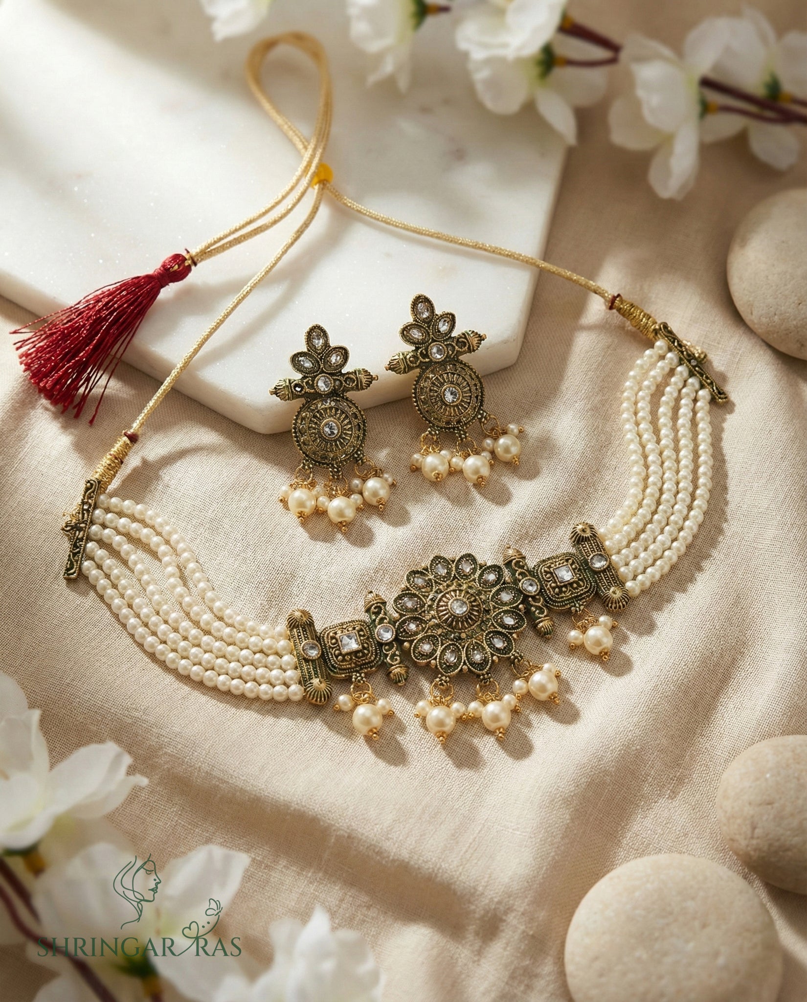 Traditional Flower Pearl Choker Necklace Set