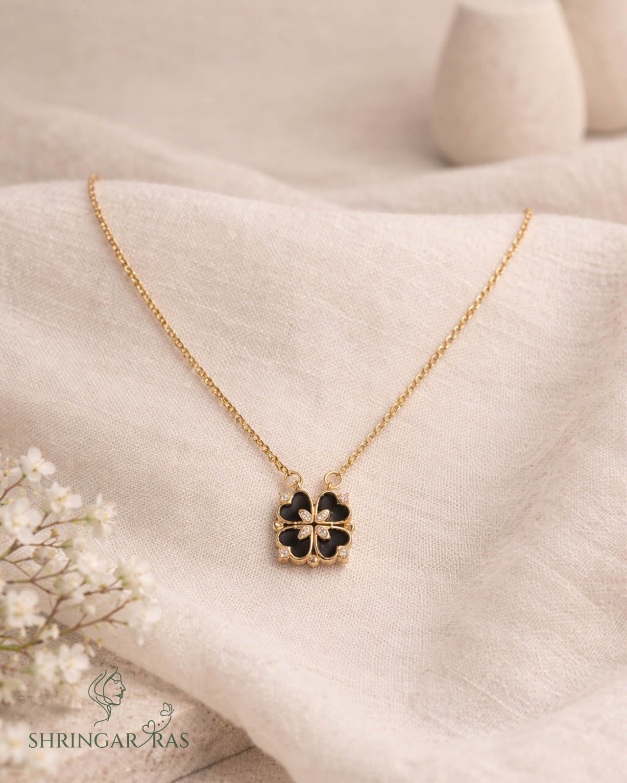 Expandable Black Heart Magnetic Pendant with Chain