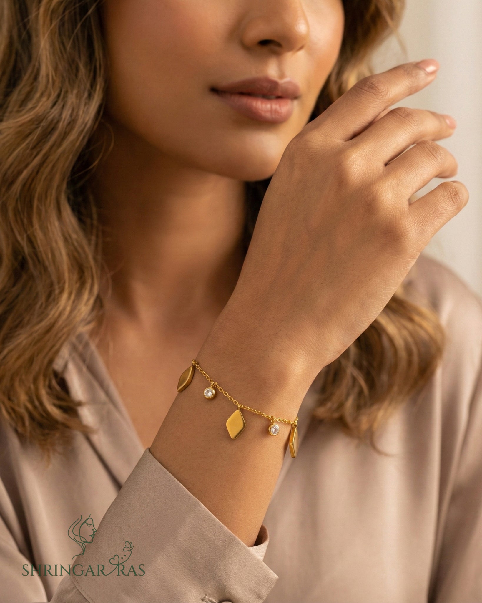 Rhombus with Circle Diamond Bracelet