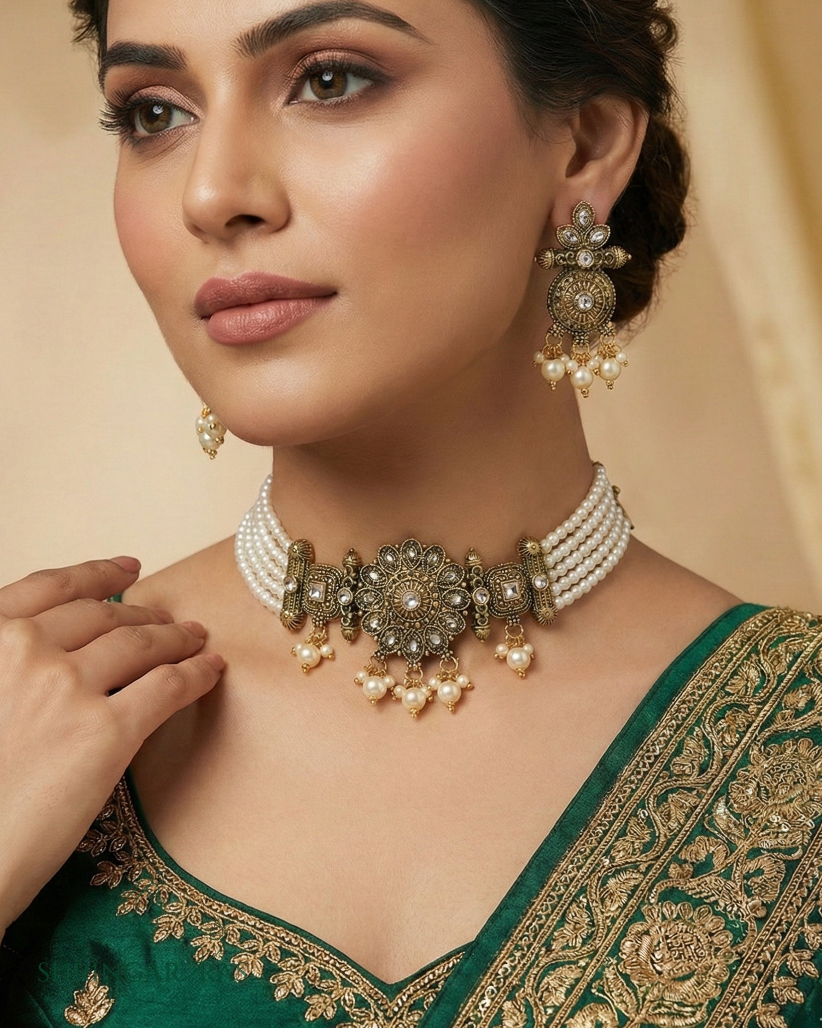 Traditional Flower Pearl Choker Necklace Set