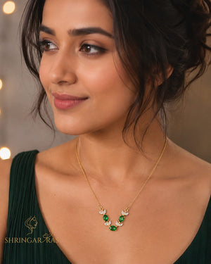 Emerald Green Oval Crystal Leaf Pendant Necklace